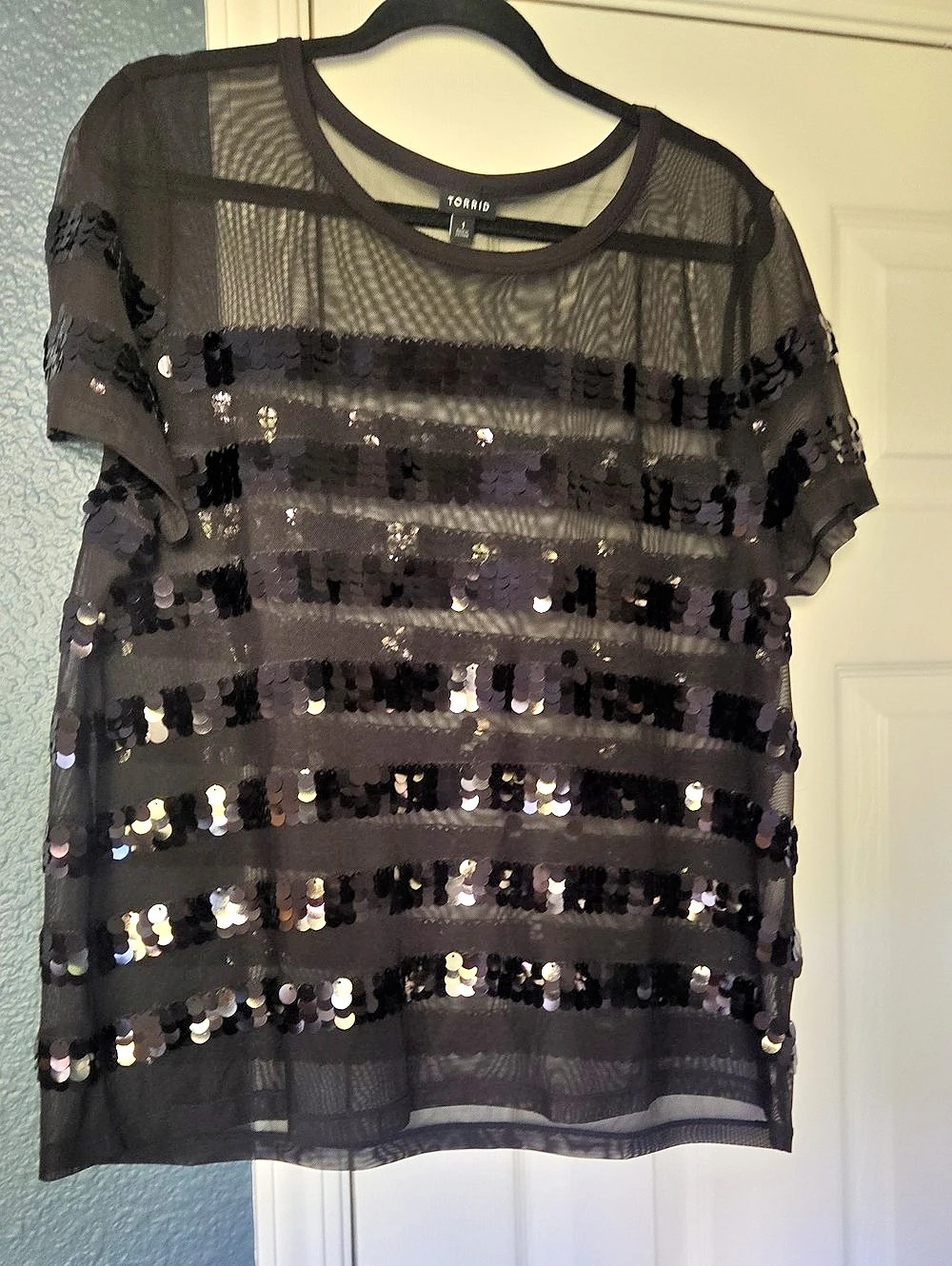 Torrid Sequin Stripe Mesh Top Black Size Excellent Condition